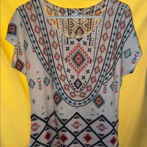 Tribal Print Women's Top - Multicolor.  L buts fits like M. 98% polyester